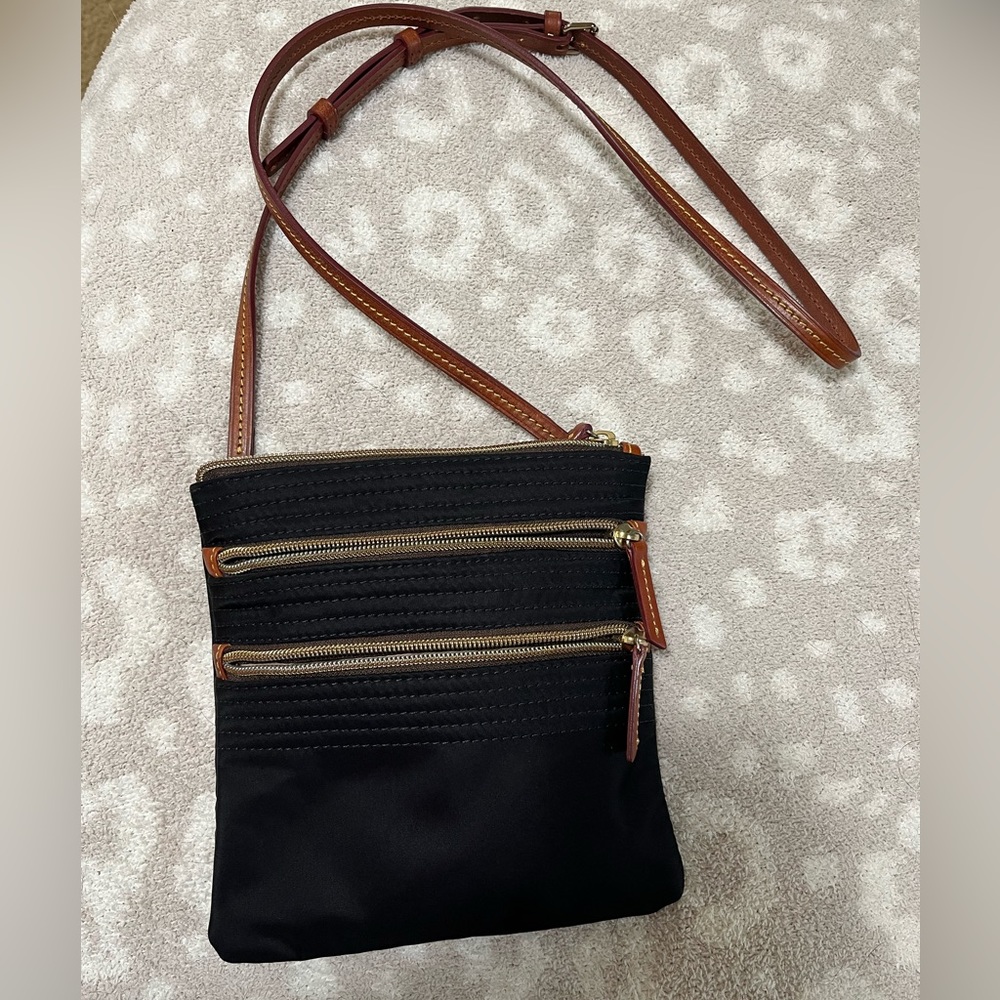 Dooney & Bourke Crossbody